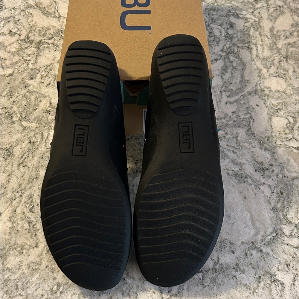 JBU Black “Vista” clogs - Picture 7 of 7